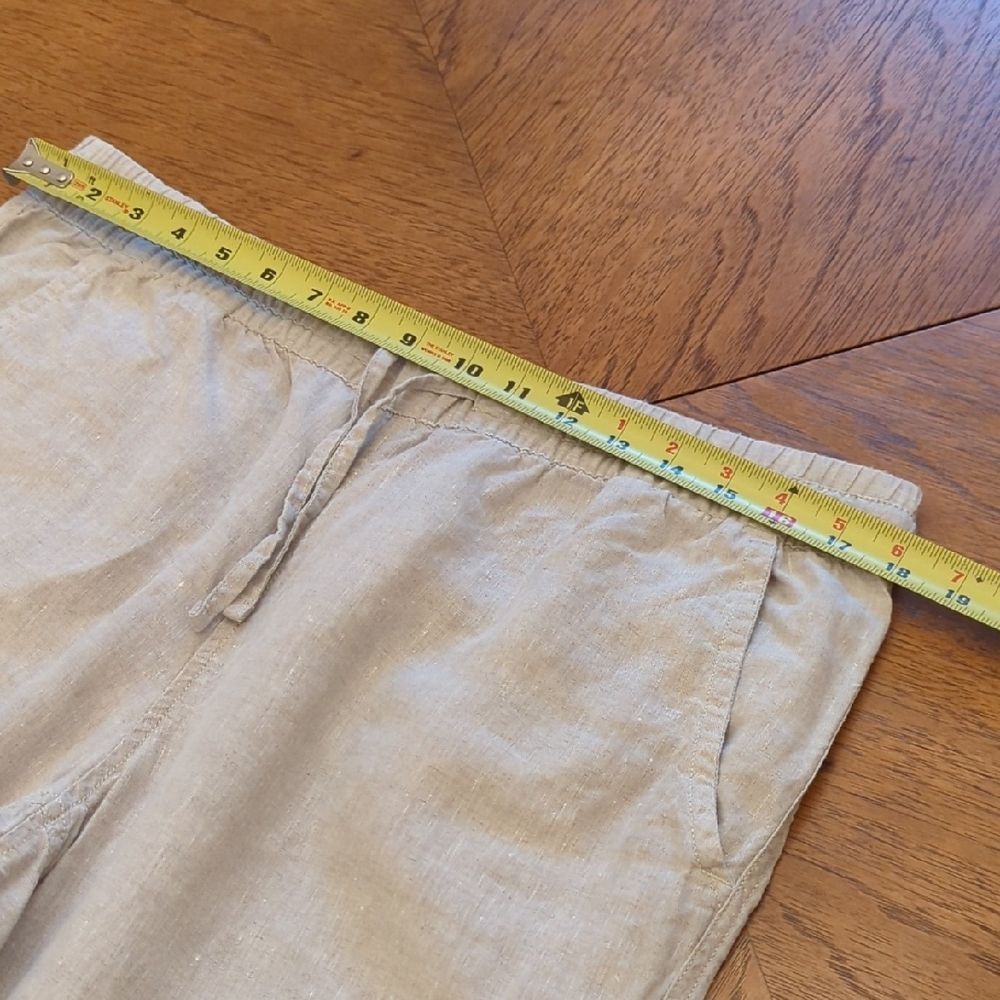 L.L. Bean Women's Beige Linen Cropped Capri Pants - Picture 10 of 13